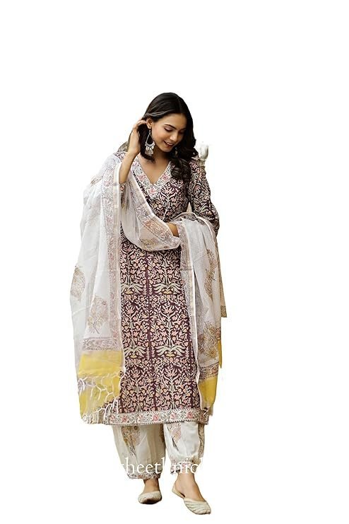 71PMOKOuf5L._SY741_.jpg Fashionably Traditional, Comfortably Chic: Embrace Ethnic Fashion with Our Cotton Blend Ethnic Sets! - Image 1